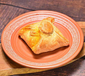 Paneer puff