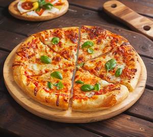 Queen margherita pizza