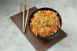 Maggi with Veggies