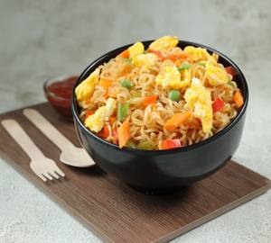 Maggie With Veggies & Egg