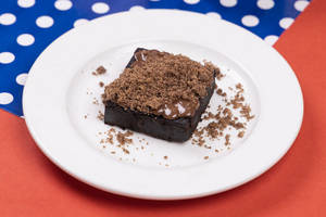 Nutella Brownie With Cookie Crumble