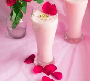Rose lassi