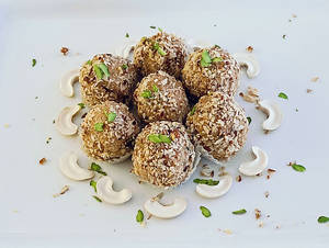 Makhana Laddu