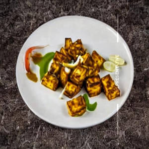 Paneer In Hot Garlic Sauce