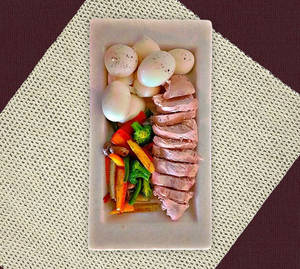 Boiled Chicken Egg Whites In Lemon Broth