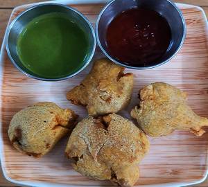Aloo Pakoda [4 Pieces]