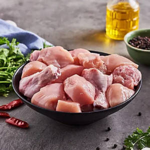 Raw Chicken Curry Cut