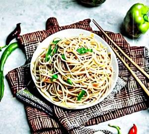 Chilli Garlic Noodles