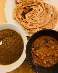 Lachcha Paratha Thali