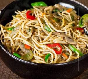 Veg Mushroom Noodles