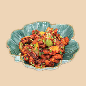 Water Chestnut In Pepper Garlic Sause