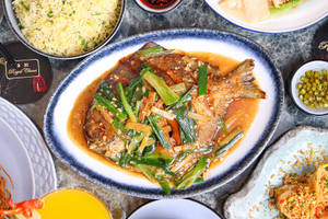 Crispy Whole Pomfret