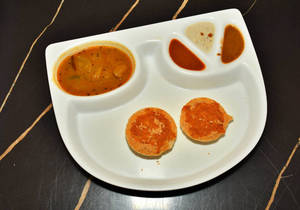 Idli Sambhar(2pc)