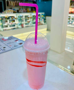 Natural Strawberry Shake