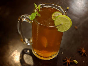 Iced Peach Tea (300 Ml)