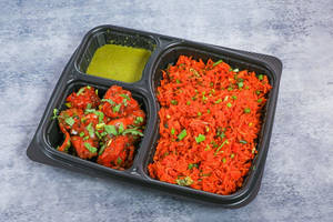 Schezwan Fried Rice And Chilli Paneer