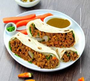 Veg Keema Roll