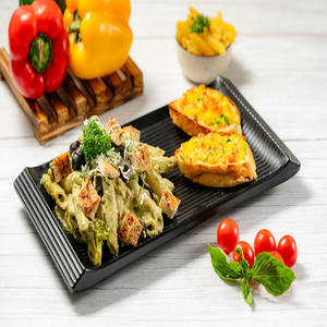Pesto Chicken Sauce Pasta with Bruschetta (2 Pcs) - Non Veg