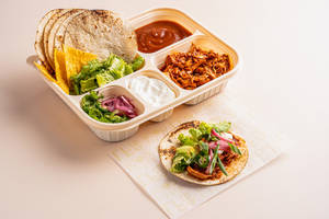 Chipotle Chicken Tacos (06pcs)