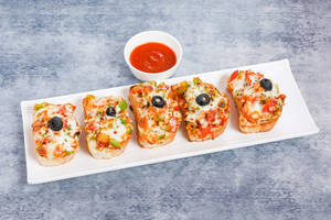 Veg Bruschetta (6 Pcs)