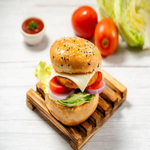 Home Style Veg Patty Bun Sandwich (Veg)