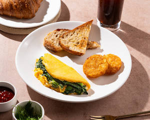 Spinach & Ricotta Omelette