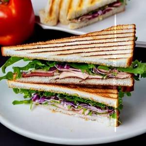 Cuttlet Club Sandwich