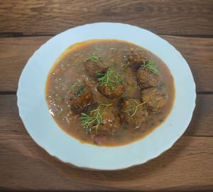 Veg manchurian with gravy