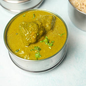 Coriander Chicken Curry