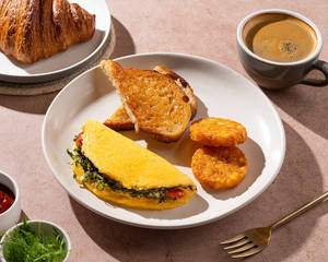 Tomato & Basil Omelette