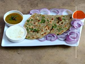 Garlic Pyaz Paratha
