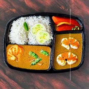 Seafood curry bento