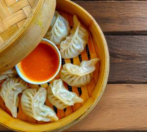 Steamed momos [chicken]