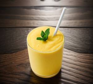 Mango lassi