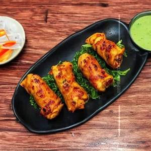 Chicken Hot Garlic Roll