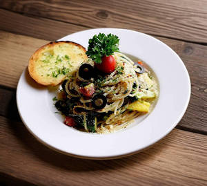 Chicken Aglio Olio Pasta