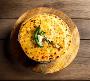 Gobi paneer tawa paratha ( olive oil)