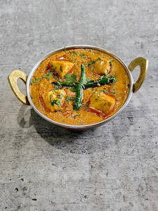 Dhaniya Mirch Ka Paneer