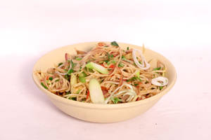Vegetable Noodles (Hakka / Szechwan Chilli)