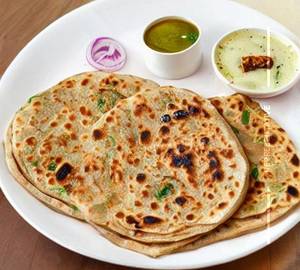 Paneer pyaaz paratha