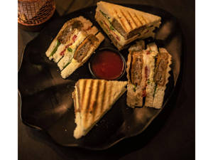 Veg Club Sandwich