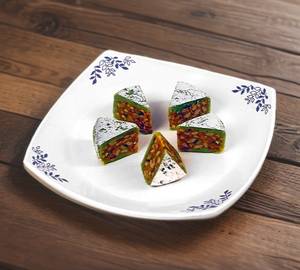 Pista Dryfruit Cassata