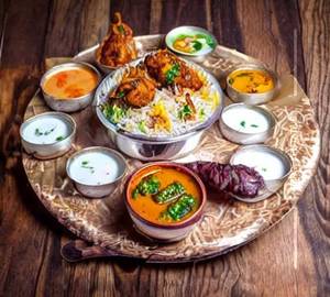 Hyderbad chicken dum biryani   [full]