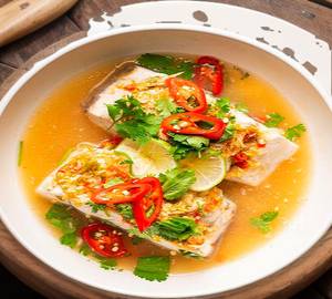steamed fish with chilli garlic oil