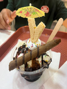 Family Sundae Hot Choco.fudge