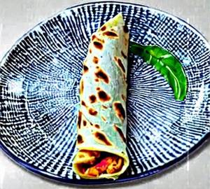 Paneer tikka roll