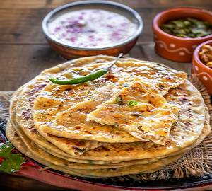 Aloo methi tawa paratha ( olive oil  )