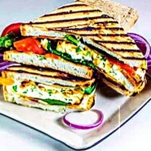 Tandoori Paneer Sandwich [Grill]