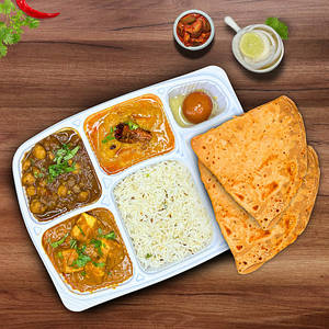 Paneer Kadhai Royal Thali