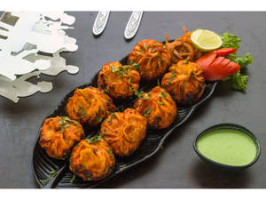 Veg Achari Dim Sum [8 Pieces]